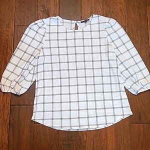Adrianna Papell women's 3/4 length sleeve shirt size Medium